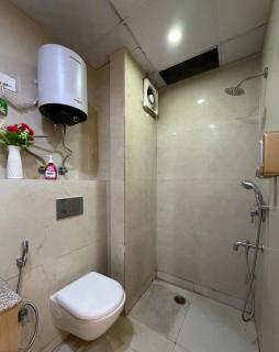 Peacefull stay near expomart by Luxurio Stays - 6