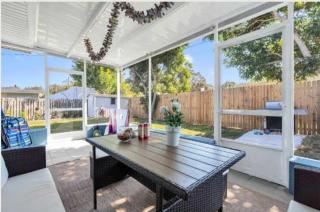 4BR Pinecraft Retreat Near Yoders - 6