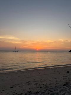 Private Sunset Beachfront Thainee Villa - 6