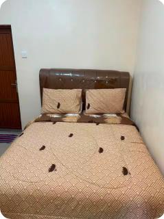 Livi Guest House - 1