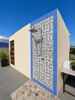 Tranquility Lux Pool Suite - 2
