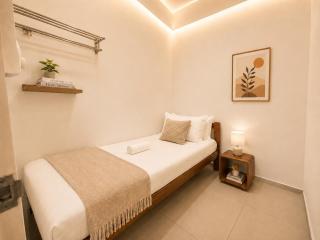 Gravit8 Klang South by DV - 3