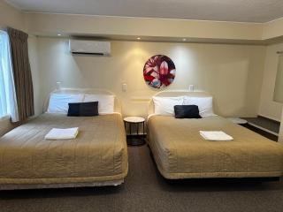 755 Regal Court Motel - 8