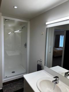 755 Regal Court Motel - 7