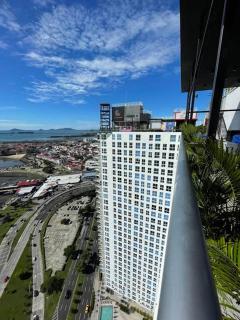 Vista al océano y ciudad - 6
