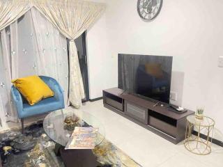 Modern Apt in Cedar Fourways with Power backup - 6