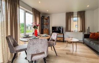 Gorgeous Home In Oude Pekela With Sauna - 8