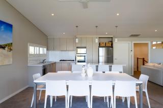 The Sandbar I Private Properties - 5