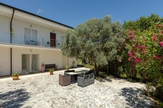 Casa Bianca 1 - 9