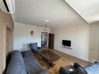 Two-bedroom Apartment in Old Batumi - 9
