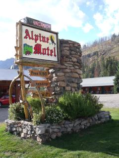 Alpine Motel of Cooke City - Cooke City - 1