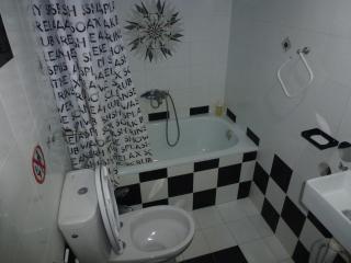 Kosta's House - 8