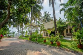 The Veridian Luxury Farmstay with Pool - 4
