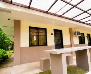 Ouans The Farm Resort Lucena City - 7