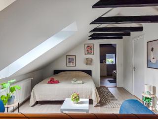 Large cozy, good location, open terrace - 0