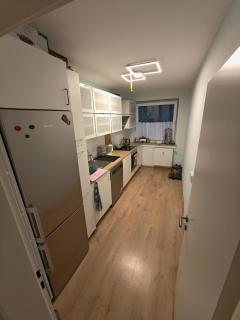 Modern 2-Bedroom Apartment with Balcony near Düsseldorf and Cologne - 3