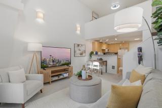 Downtown Seattle Loft with Rooftop & Skyline Views - 5