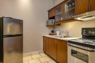 Hotel Brossard, an Ascend Collection Hotel - 2