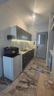 Wide shore Apt - 7