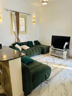 Cozy & Charming 2BR apartment - mint green - 8