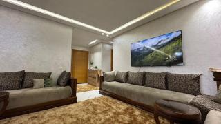 Airport's Layover Apartment - 1