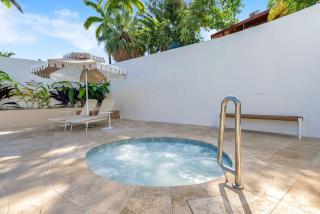 Macrossan Magic - A Boutique Tropical Resort - 7