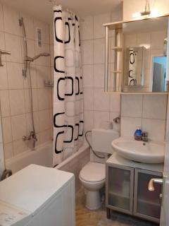 nice flat, 5 min to train, 15 min to city center - 4