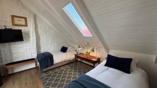 Royal Suite - Critchley Hackle - 4