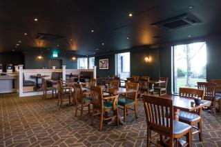 Holiday Inn - Glasgow Airport by IHG - 1