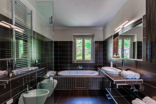 Villa Lilla - by MyHomeInComo - 1