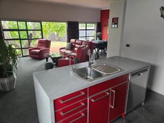 De Vine Martinborough #14a - 6