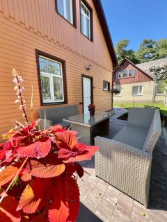 Spacious Jūrmala historic House with private Garden - 2