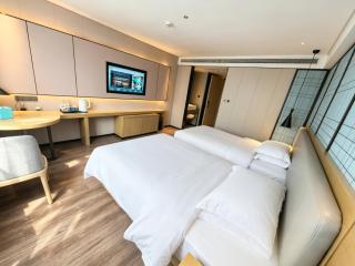 Echarm Hotel Guanggu Tiandi - 2