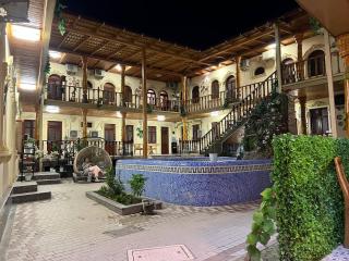 El Emir - 7
