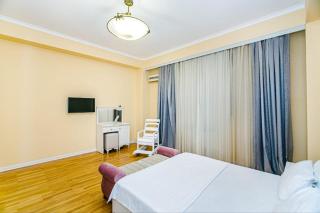 Miras Grand Suite 3-Bedroom Premium Stay - 1