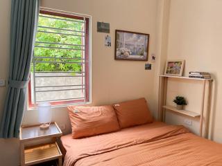 Zephyr's Home, Old Quarter, near Hoan Kiem Lake - 9