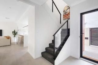 Hillarys Urban Haus 4BR Near Beach and Marina - 3