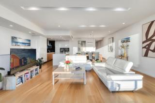Modern Coastal Retreat in Brighton Melbourne - 8
