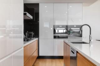 Modern Coastal Retreat in Brighton Melbourne - 3
