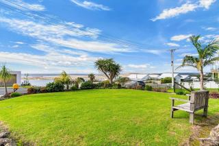Cheviot Views - great views and walk to estuary - 1