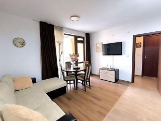 Dom-El Real Apartments in Victorio Complex - 9
