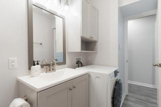 Okaloosa Island Retreat Steps to the Beach! Sandy Pointe - 9