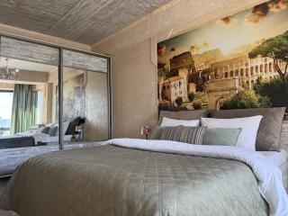Stylish 1-Bedroom Flat with Stunning City Views - 6