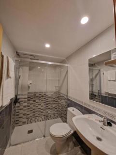 Hostal Valle De Tena - 9