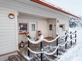 Private Cabin, Sauna & Fireplace, 8 min to Santa Claus Village - 3