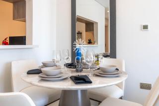 Relaxing Retreat Near Yas Bay Close to Attractions - 1