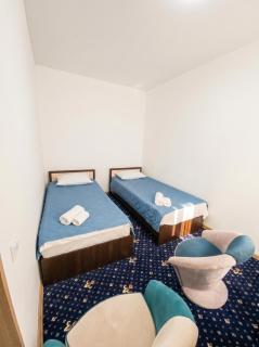 Oasis Hostel - 4