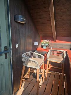 Einladende DG-Ferienwohnung mitten im Starnberger 5-Seen-Land - 5