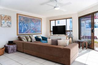 Absolute Beachfront Apt Parking Ocean Views Pets Welcome - 4