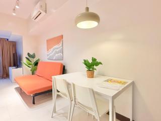 Uptown Parksuites BGC - 8